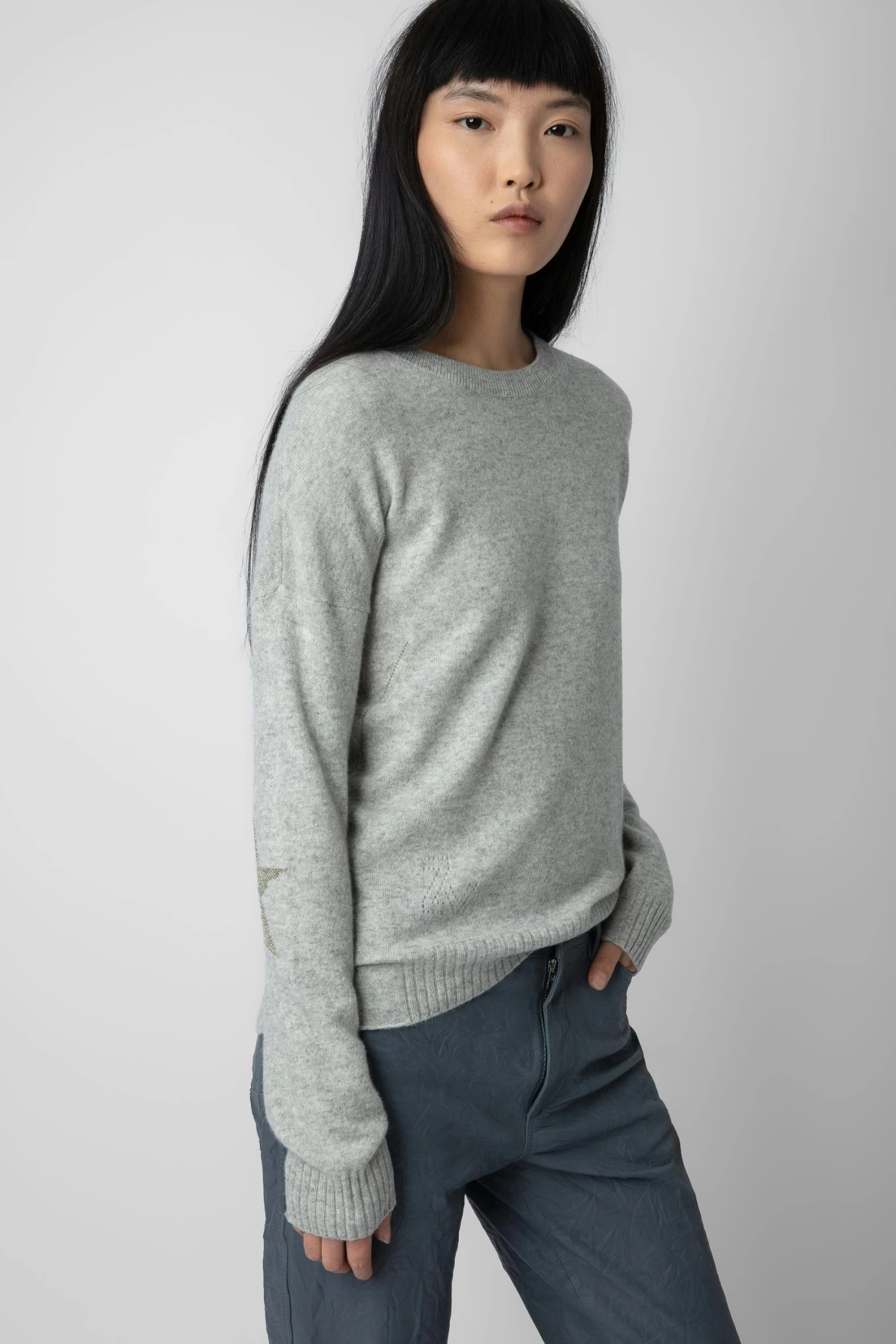Zadig & Voltaire Cici Patch Cashmere Sweater Gris Chine Clair 5 Zadig & Voltaire Cici Patch Cashmere Sweater Gris Chine Clair - Image 3