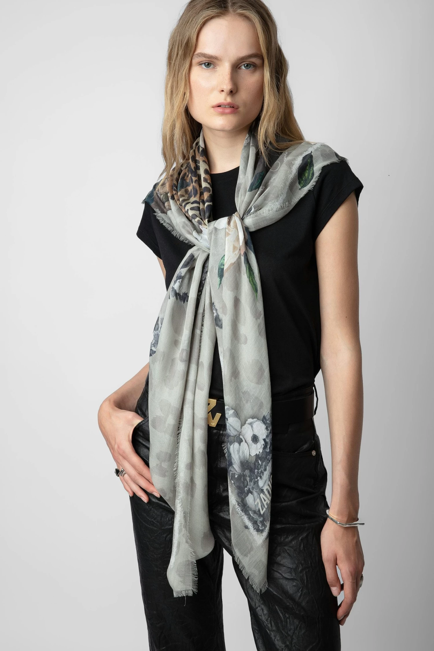 Zadig & Voltaire Kerry Scarf Kaki 3 Zadig & Voltaire Kerry Scarf Kaki
